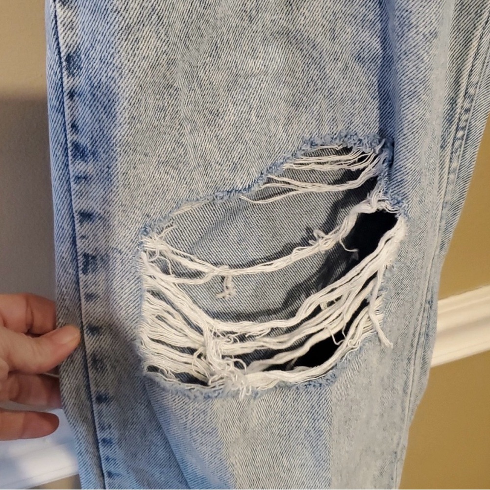 👖 Good American 90s Distressed Light Blue Jeans 👖 - Picture 4 of 11